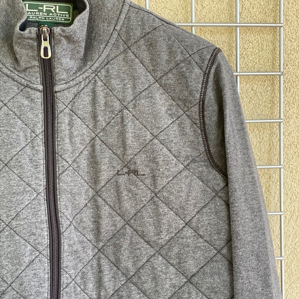 Quilted Mockneck Long Sleeve Full Zip Activewear - Picture 4 of 5